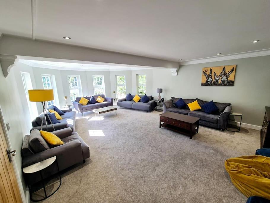 Stunning 5 Bedroom House On The River Wensum, Sleeps 19 Norwich Eksteriør billede